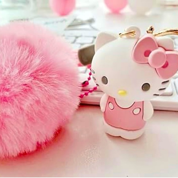 Unbranded Accessories - Hello Kitty Fluffy Key Chain